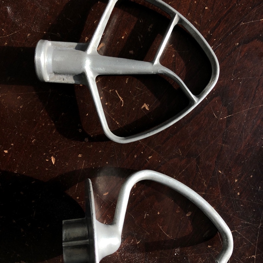 Dough hook and flat beater attachments/accessories for Kitchen Aid